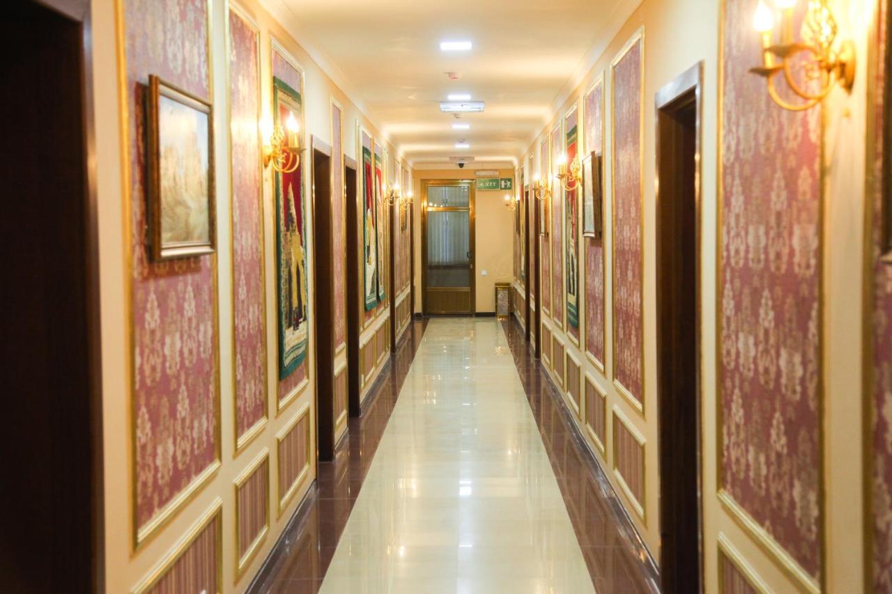 Hotel Kamelot Bukhara Esterno foto